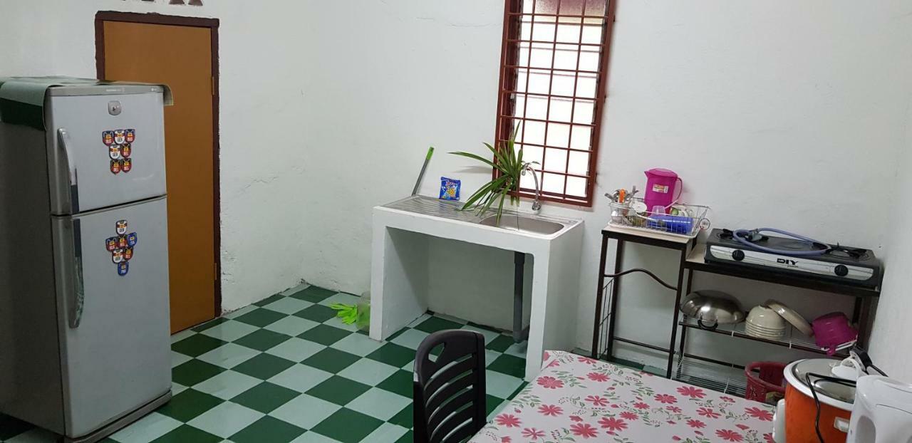 Homestay Che Kiah Kuantan Exterior foto
